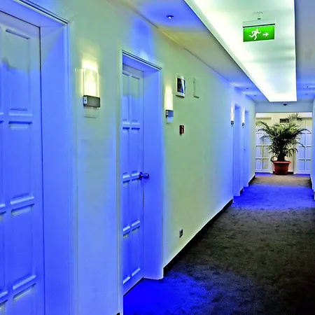Blue Palace Aparthotel 3*